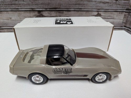 Amt 1982 chevrolet corvette - amt,